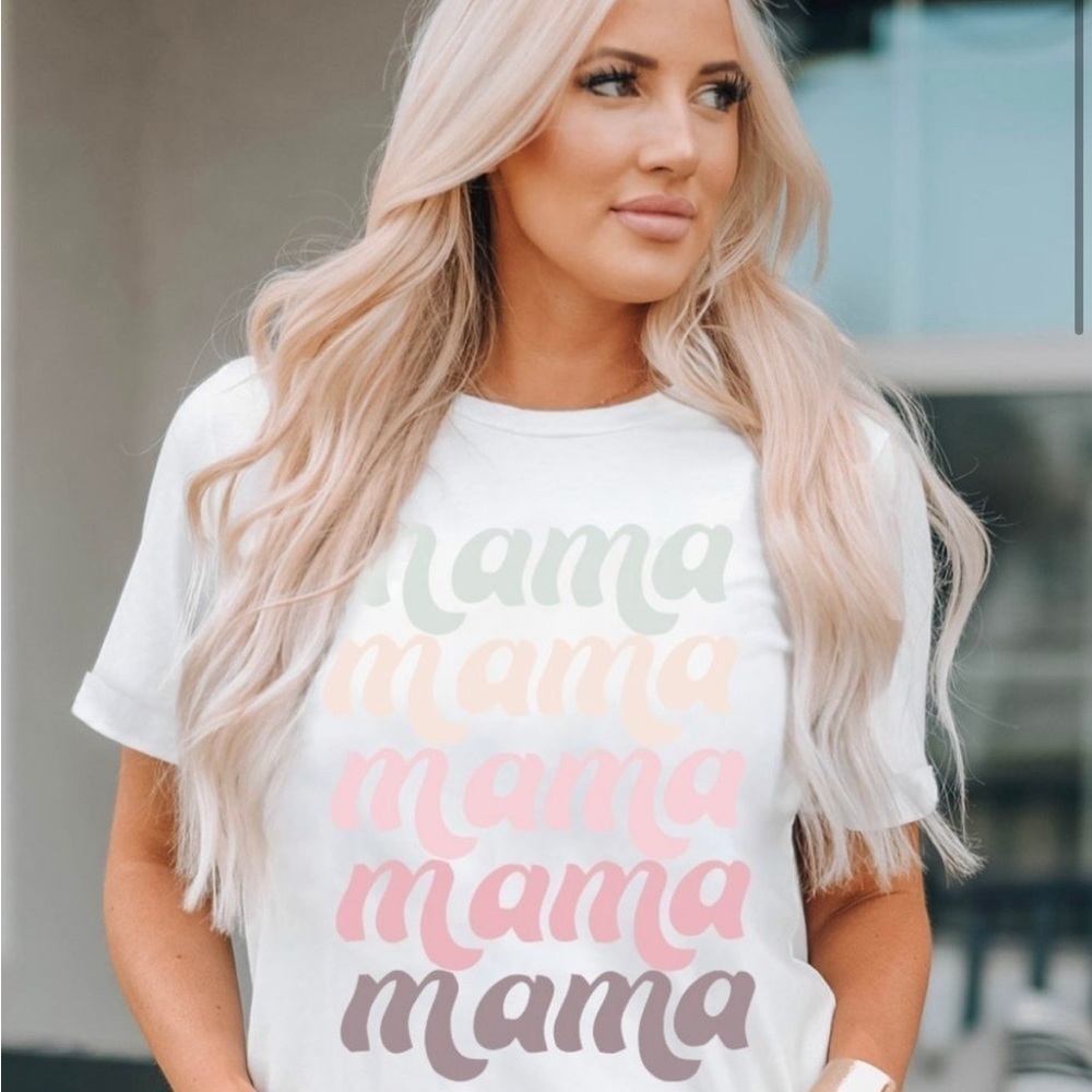 MAMA Graphic Contrast Tee Shirt NWOT